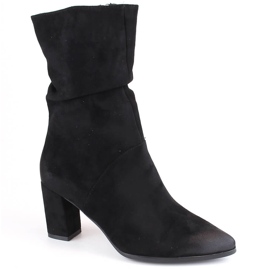 Kurze, faltige, isolierte schwarze Damenstiefel Vinceza 58146