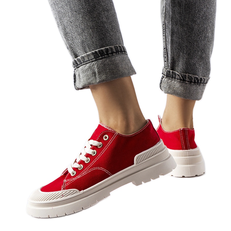 Rote Stoffsneaker von Nassar