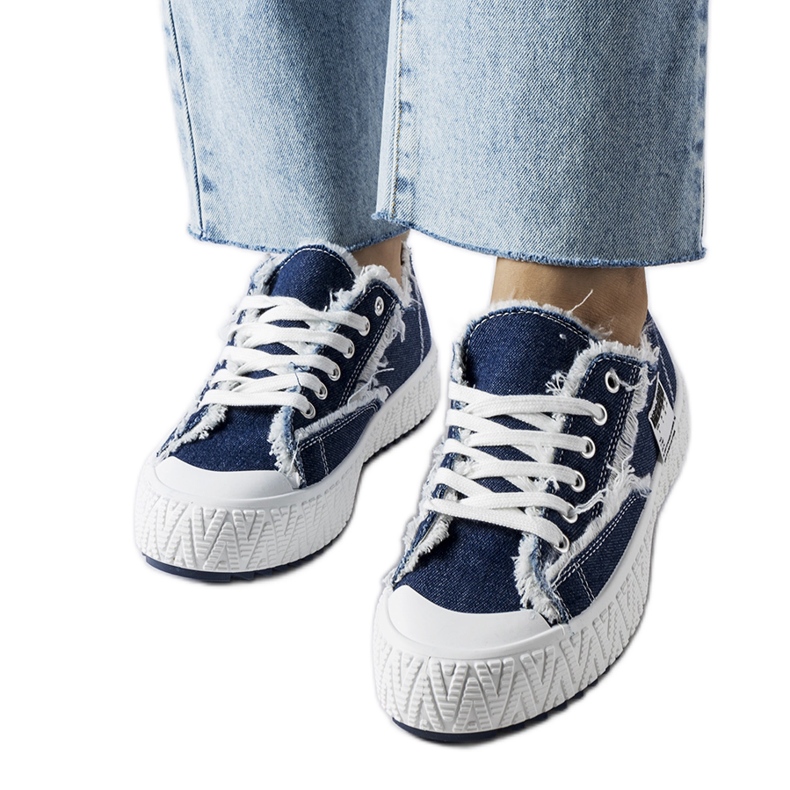 Inna Marineblaue Sneaker mit Abrieb von Safiy