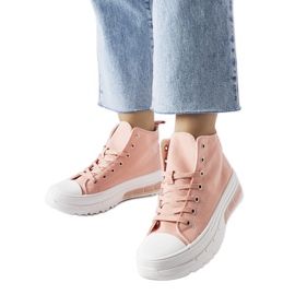 Rosa Quiet-High-Top-Sneaker