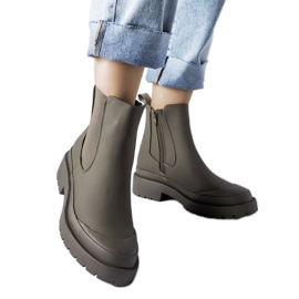 Grüne Damenstiefel von Detis