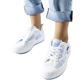 Inna Rosa Sneaker mit Abschürfungen von Safiy