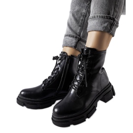 Schwarze klassische Berto-Arbeiter