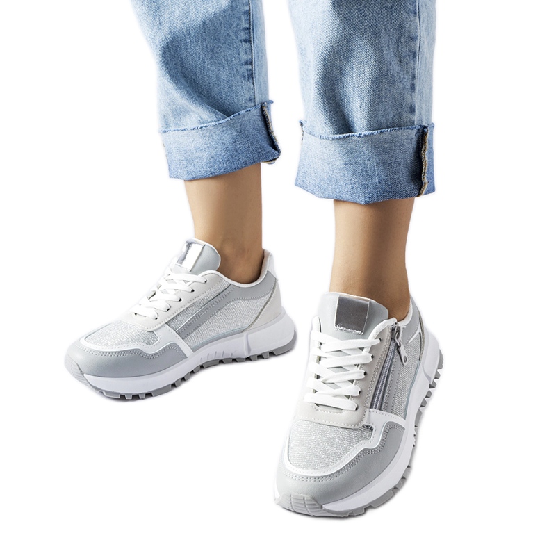 Graue und silberne Damen-Sneaker von Camuzzoni