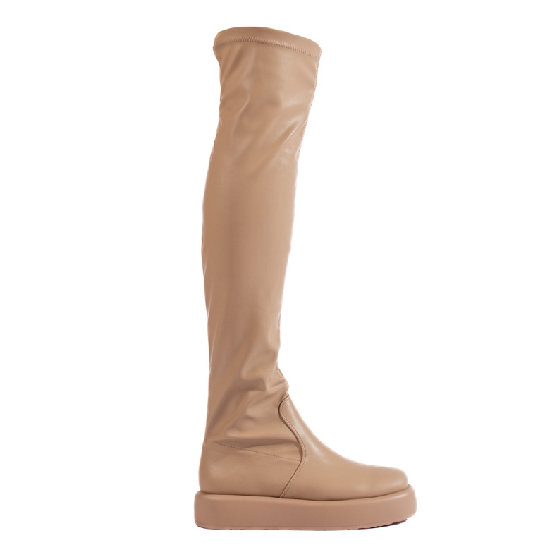 Beige Musketiere auf der Shelovet-Plattform