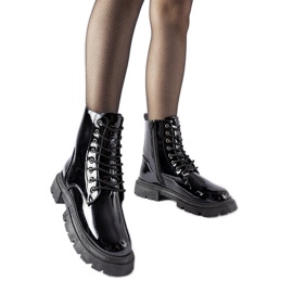 Schwarze Damenstiefel aus Lackleder von Hansine