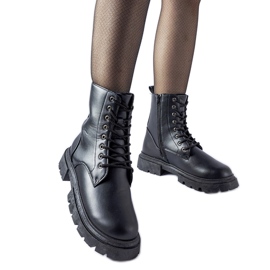 Schwarze isolierte Damenstiefel von Hansine