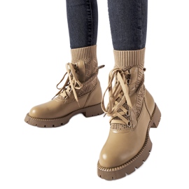 Beigefarbene, durchbrochene Sock-Boots von Portico