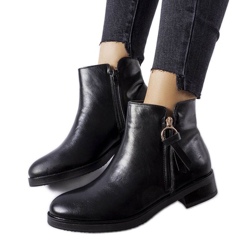 Schwarze isolierte klassische Corciano-Stiefeletten