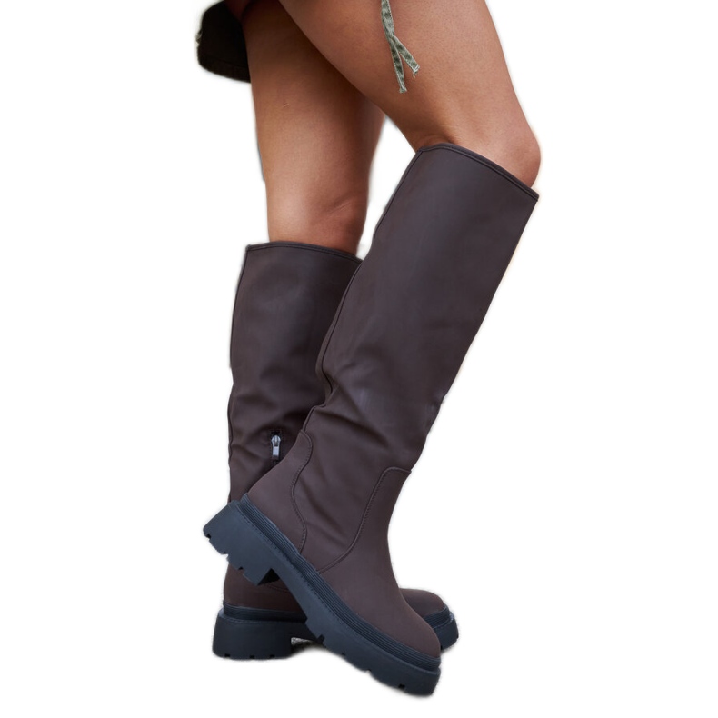 Braune, matte klassische Edwards-Stiefel