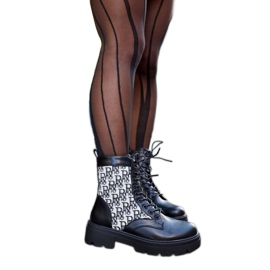 Schwarze Stiefeletten mit dekorativen Cisneros-Aufschriften