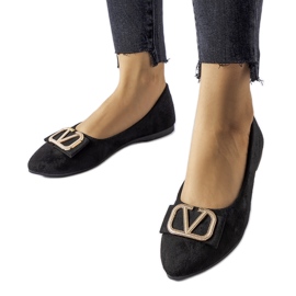 Schwarze Ballerinas mit dekorativer Secondo-Schnalle