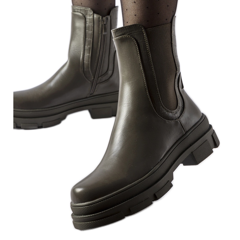 Grüne Sneaker mit massiver Torin-Sohle