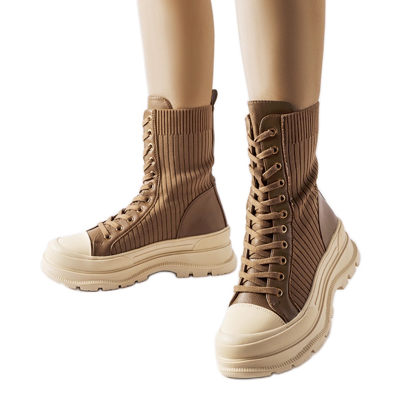 Braune Arbeitersocken mit dicker Sohle von Vitto