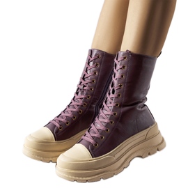 Lila isolierte Schuhe mit dicker Sohle Giselda