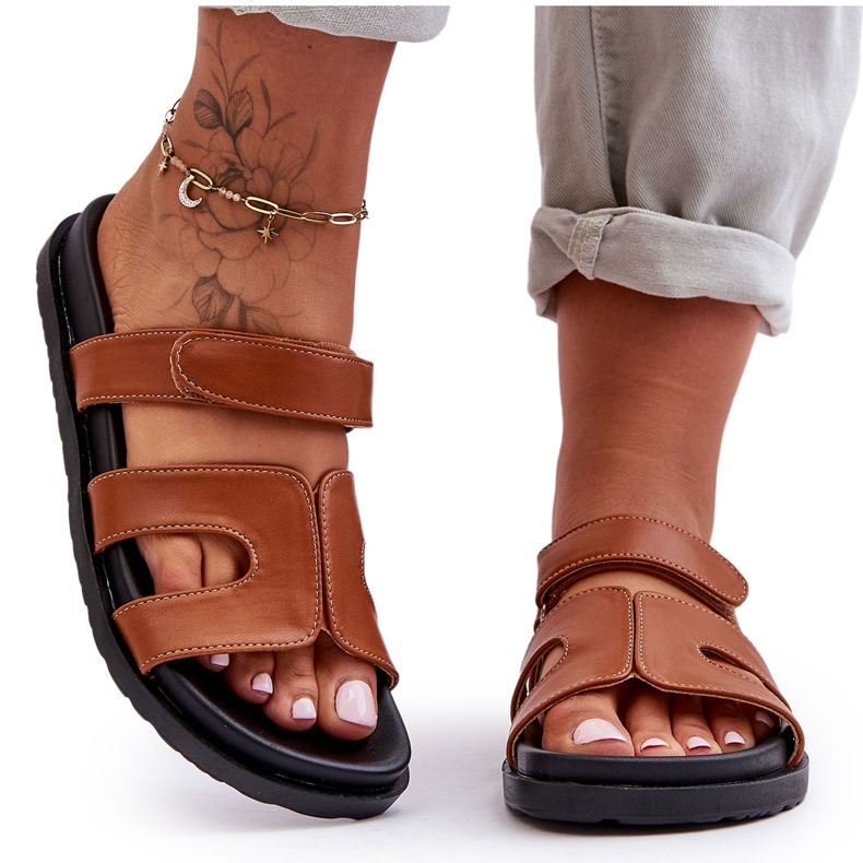 Joia Klassische Damen-Flip-Flops aus Leder mit Klettverschluss, Braun