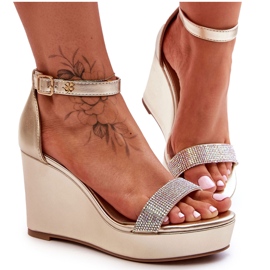 Diamantique Modische Keilsandaletten aus Leder Golden Arwen
