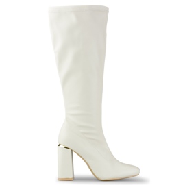 Beigefarbene Öko-Lederstiefel mit hohen Absätzen