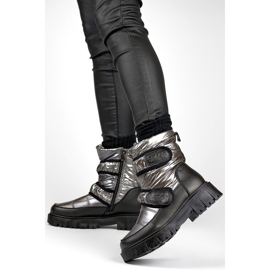 Laila warme Damen-Schneestiefel mit Klettverschluss schwarz