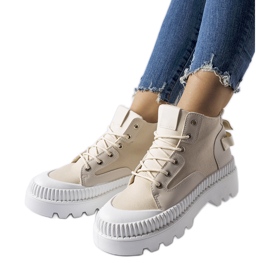 Inna Beigefarbene Sneakers auf hohem Plateau von Grotta