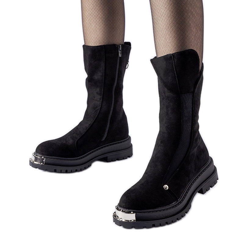 Schwarze isolierte Stiefeletten mit dekorativer Spitze von Bologna