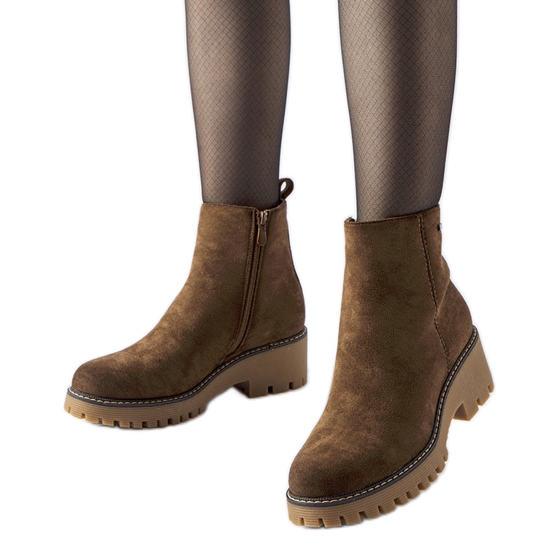 Braune, isolierte Stiefeletten mit dicker Pieve-Sohle