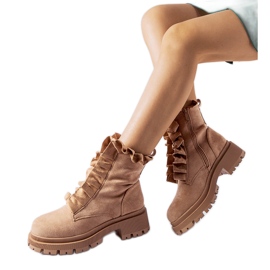 Beige Stiefeletten mit Rüschen, Öko-Wildleder Sterpito