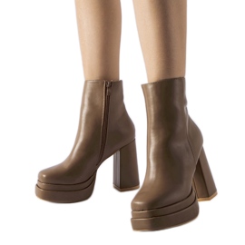 Braune Stiefeletten mit hohen Absätzen von Ashwood