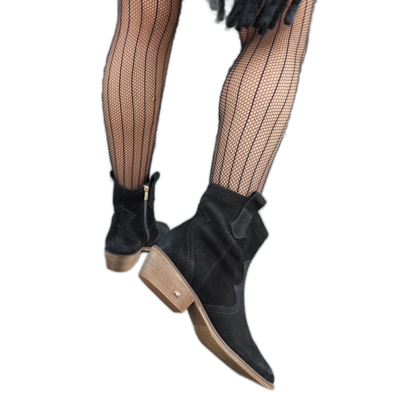 Karino-Stiefeletten aus schwarzem Leder mit niedrigem Absatz