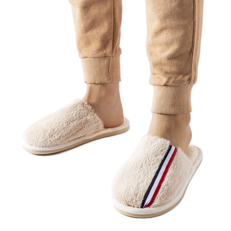 Beige Hausschuhe