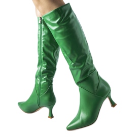 Grüne spitze Stiefel mit hohem Absatz