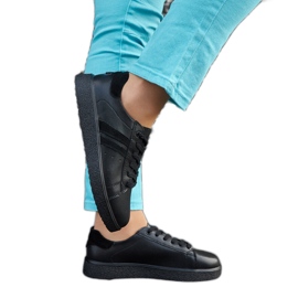 Schwarze Leder-Schnürsneaker