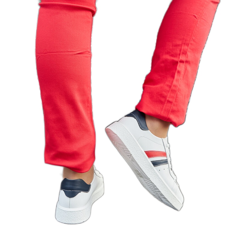 Weiße Schnürsneaker aus Leder