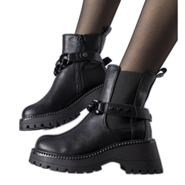 Schwarze Stiefeletten mit massiver Beltran-Sohle