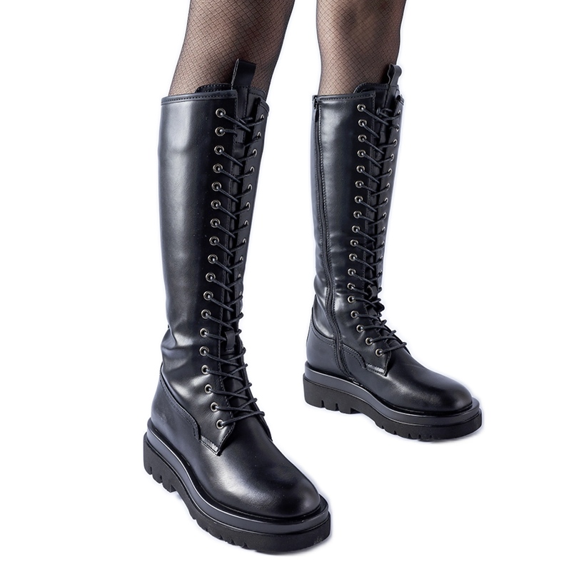 Schwarze lange isolierte Padernello-Arbeiter