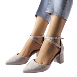 Graue Pumps mit niedrigem Absatz von Florina