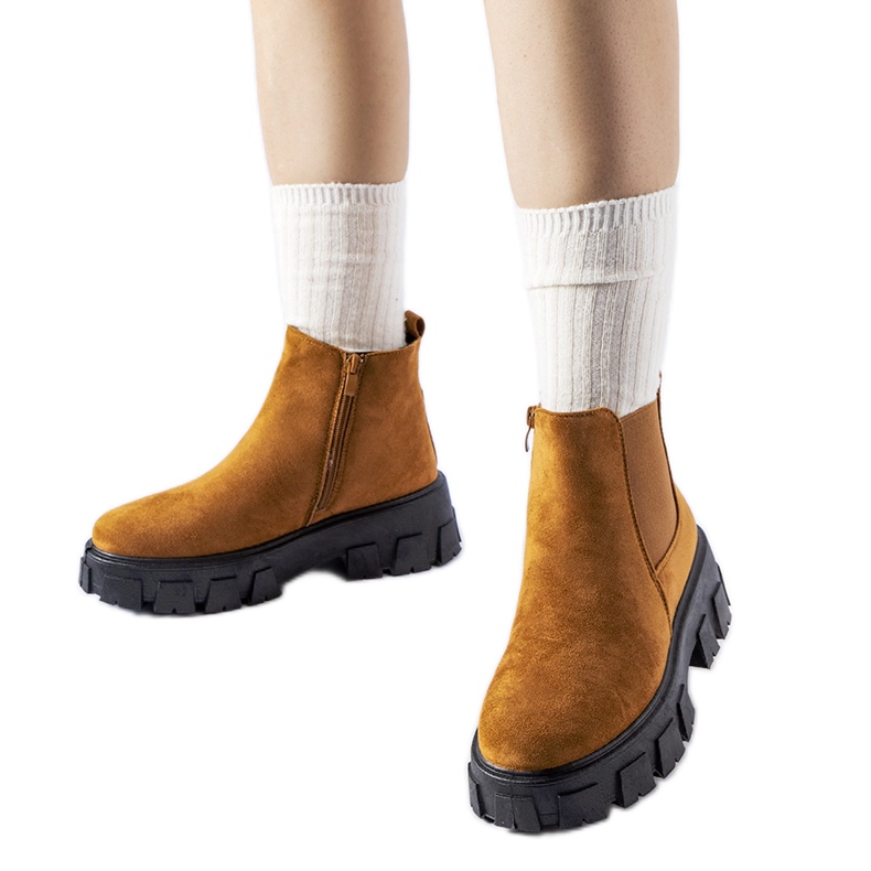 Braune Halbschuhe mit massiver Willo-Sohle