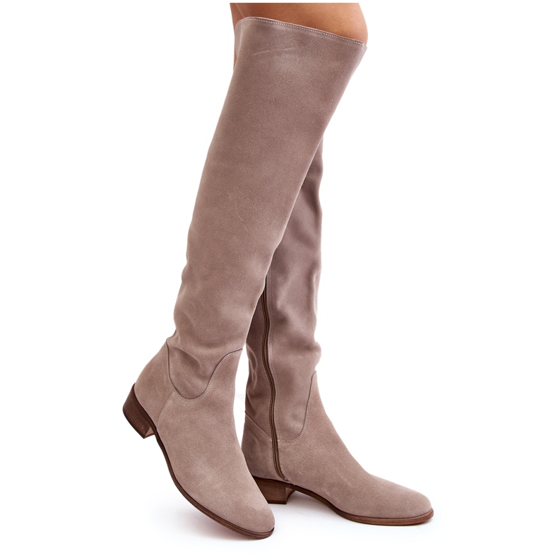 Damen-Overknee-Stiefel aus Wildleder mit flachem Absatz, Beige Hewanella