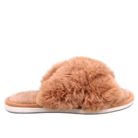 Parris Camel Fellhausschuhe mit überkreuzten Riemen braun