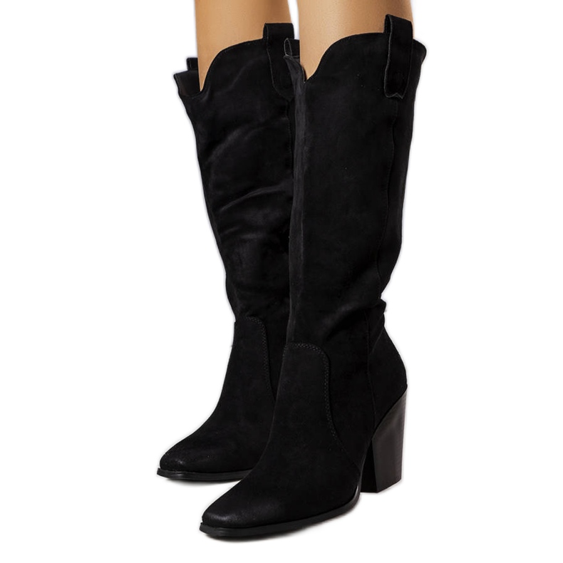 Schwarze isolierte Garre-Stiefel