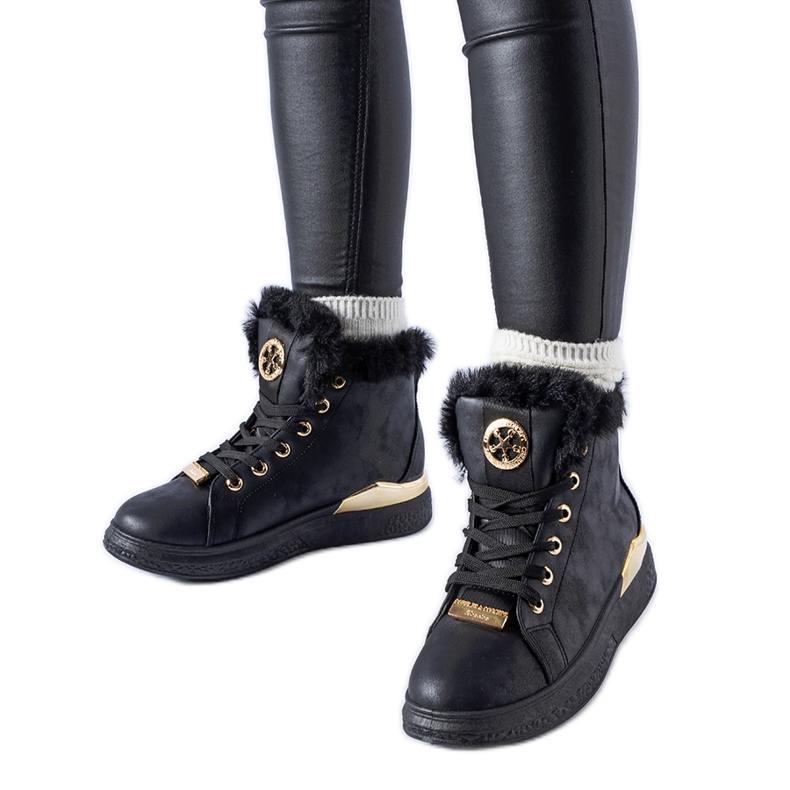 Schwarze isolierte hohe Pielungo-Sneaker