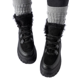 Schwarze Stiefeletten mit massiver Cervantes-Sohle