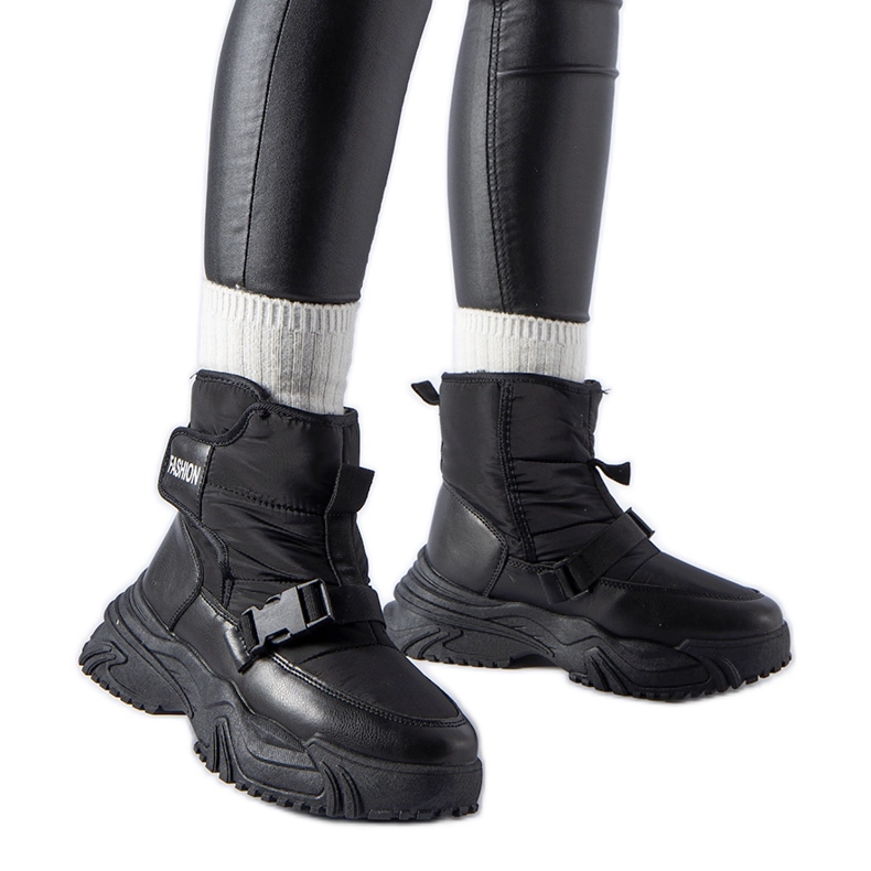 Schwarze, isolierte Schneestiefel von Mernicco mit Klettverschluss