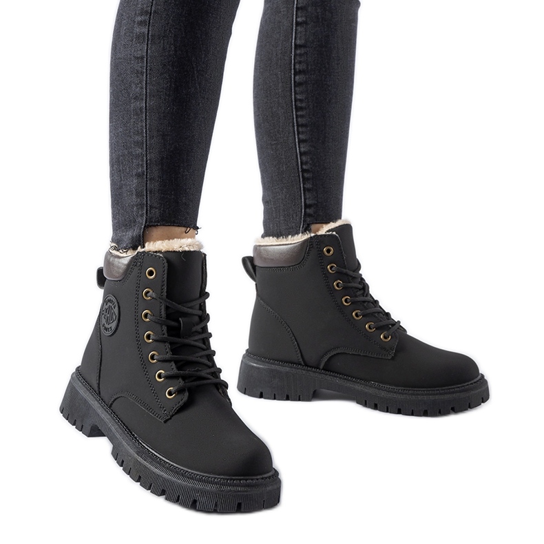 Schwarze isolierte Medole-Stiefel