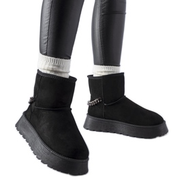 Schwarze Schneestiefel mit dekorativer Belfiore-Kette