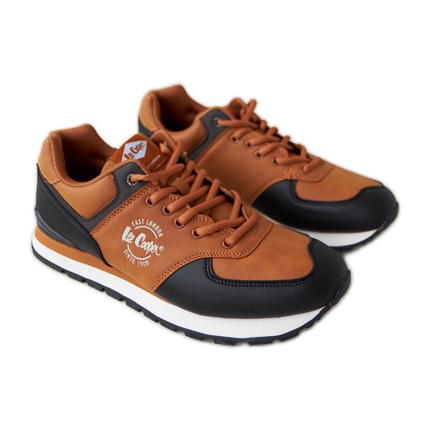 Braune Herrenschuhe Lee Cooper LCJ-23-31-3074M