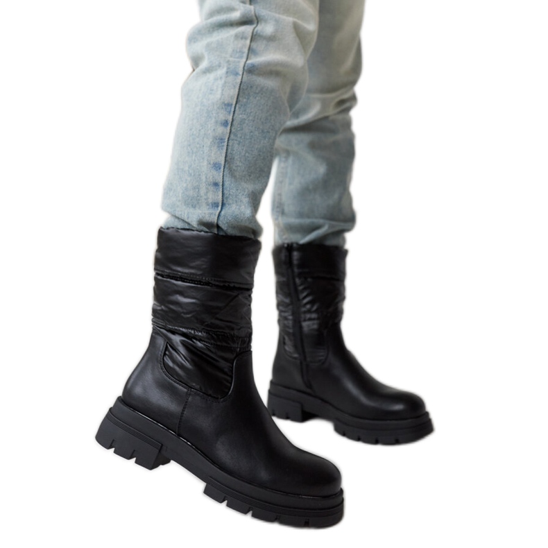 Schwarze isolierte Stiefeletten mit Malvaro-Steppung