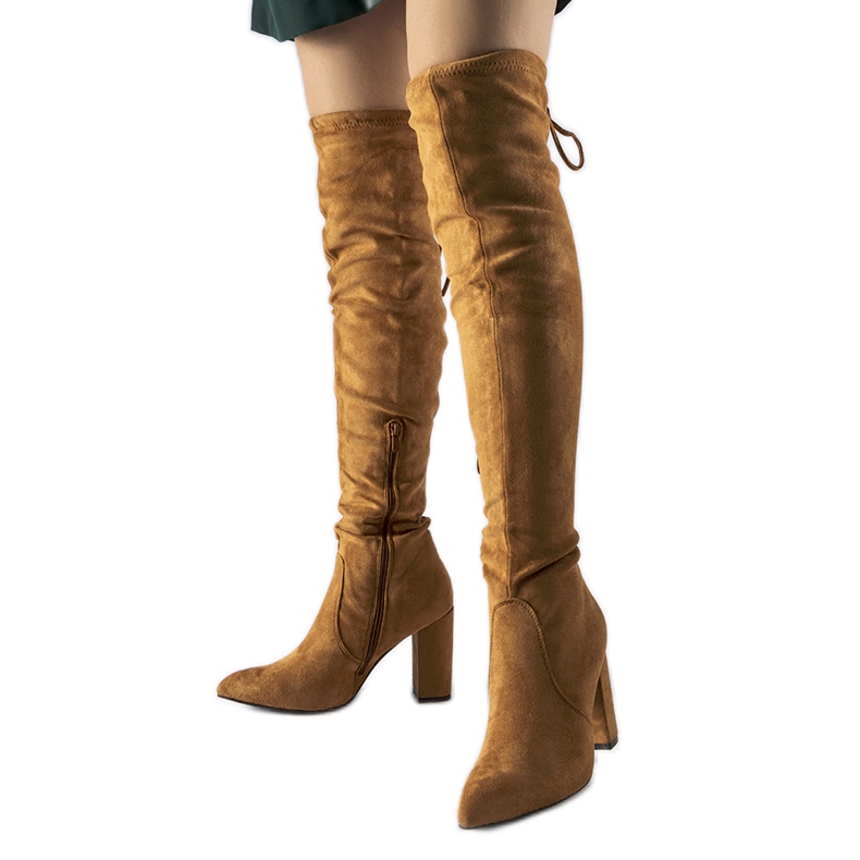 Braune isolierte Stiefel mit hohen Absätzen von Spencer