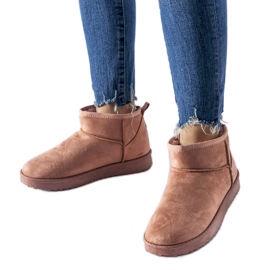 Rosa Guglielma isolierte kurze Schneestiefel schwarz