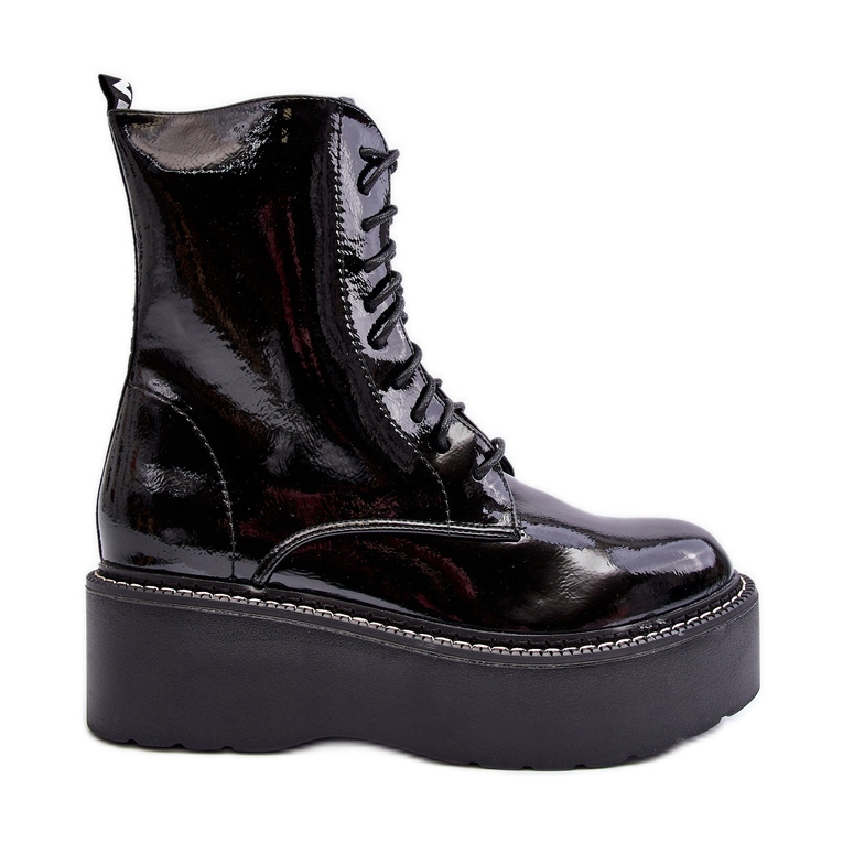 Damenstiefel aus Lackleder mit dicker Sohle in Schwarz von Movana